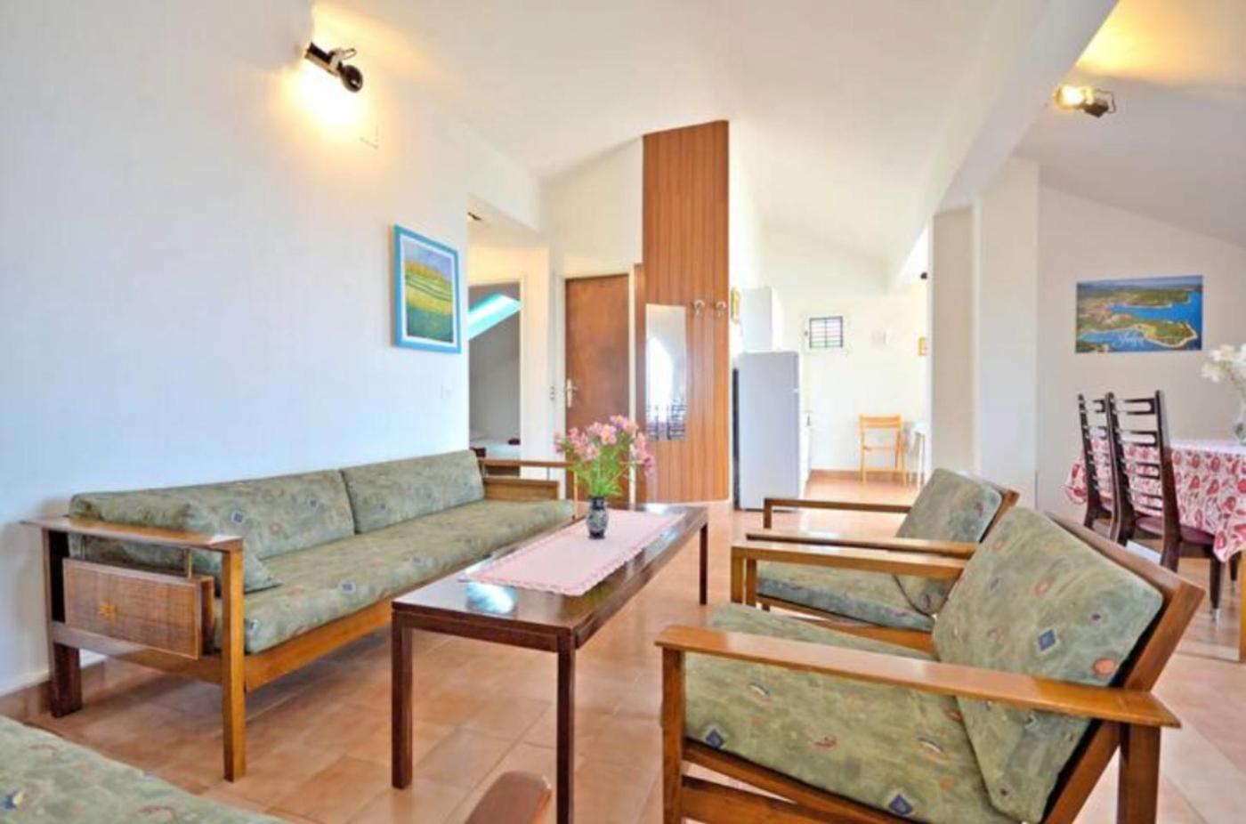 Apartment Bozikovic - Jelsa - Vitarnja Екстериор снимка