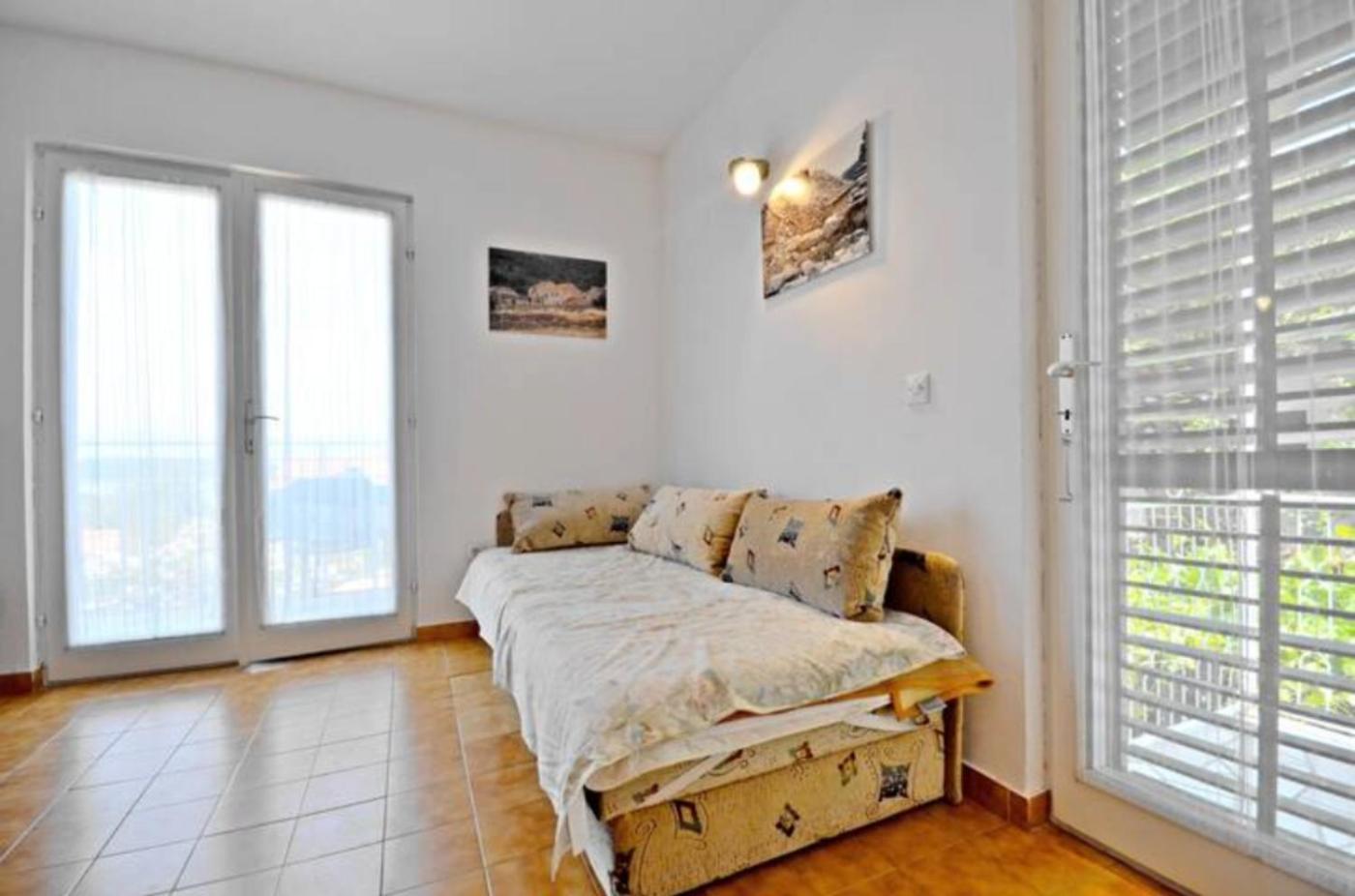 Apartment Bozikovic - Jelsa - Vitarnja Екстериор снимка